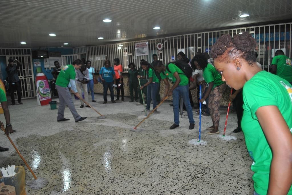 dettol-naija-multi-surface-cleaner-Brandessence5